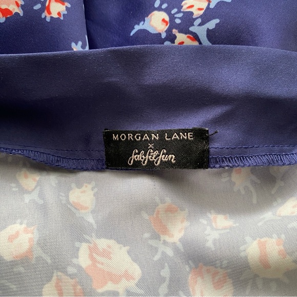 Morgan Lane Robe - Picture 4 of 5